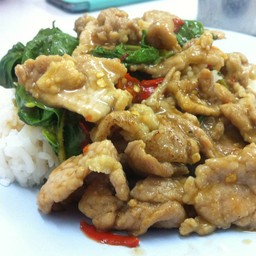 หมูชิ้นโตๆ 