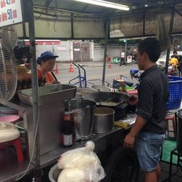 สั่งละรอ
