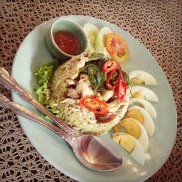 บ้านกาแฟ ทองมีแสง