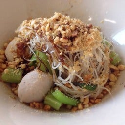 ก๋วยเตี๋ยวเรืออนุสาวรีย์ชัย