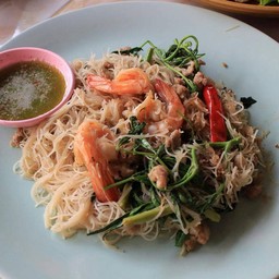 หมี่ผัดกระเฉด