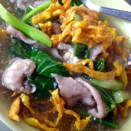 ราดหน้ายอดผักโภชนา