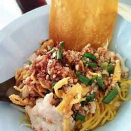 ก๋วยเตี๋ยวดู๋ดี๋เจ๊อุ๊ ดอนหัวฬ่อ
