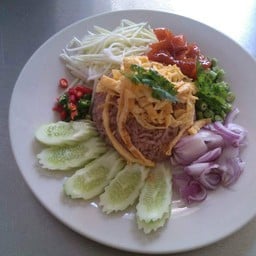 ข้าวคลุกกะปิ
