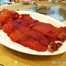 หนังสวยบางกรอบทั่วทั้วตัวความกรอบเด่นนุ่มนวลมาก น้ำจิ้มจะออกเค็มไม่หวานเหมือนไทย