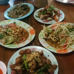 เจ๊กแจ่วฮ้อน