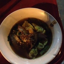 ซูจี บะหมี่เกี๊ยว ตลาดตะพงระยอง