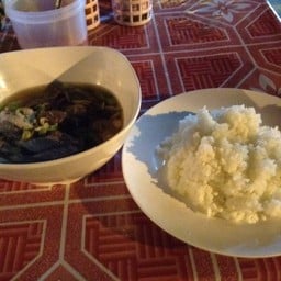 ข้าวขาหมูฮ่องเต้ ตลาดตะพง