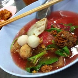 เล็กเย็นตาโฟ