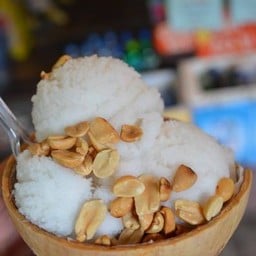 ตุ๊กตาไอศครีม ตลาดน้ำอโยธยา