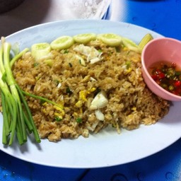 ข้าวผัดปู