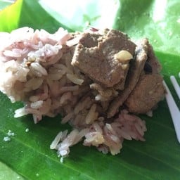 ข้าวเหนียวห่อใบตองเมืองปาย คุณนา