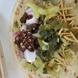 ข้าวซอยเนื้อน้ำ 40