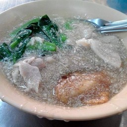 ใหญ่ไข่