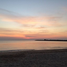 ชายหาดหน้าโรงแรม