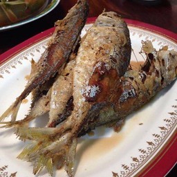 ปลาทูทอดน้ำปลา