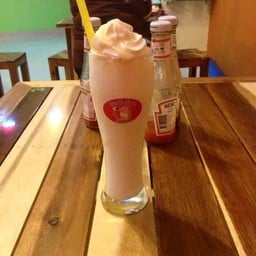 โชว์นม