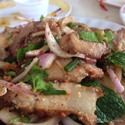 น้ำตกจืดไปนิด