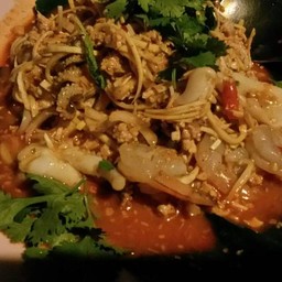 ยำหัวปลีสด