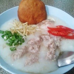 โจ๊กนาทองตรงข้ามซอย3