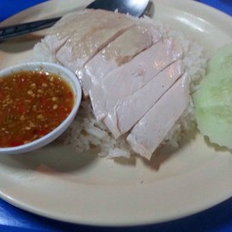 ข้าวมันไก่ ก๋วยเตี๋ยวไก่