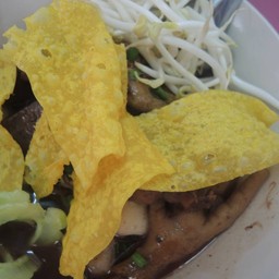 สุวรรณก๋วยเตี๋ยวเรือ (อยุธยา)