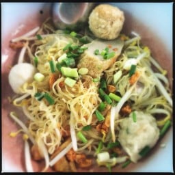 เพ้งเย็นตาโฟ
