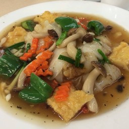 ราดหน้าปลาเต้าซี่