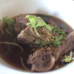 เกาเหลาเมืองนนท์ ก๋วยเตี๋ยว 4 เส้น หนองจอก