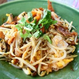 ผัดไทยแยกค่ายลูกเสือ