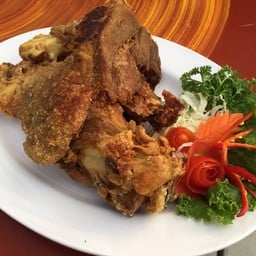 ขาหมูทอด