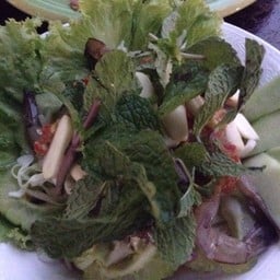กุ้งแช่น้ำปลา