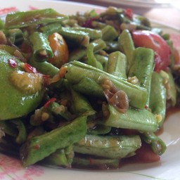 ไก่ย่างวิเชียร ค่ายสุรนารี