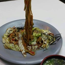 บะหมี่สายรุ้ง Rainbow Ramen