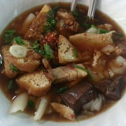 ก๋วยจั๊บน้ำข้น