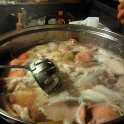 หมูจุ่มมมจิ้มจุ่ม ถูกและดีมีอยู่นะ