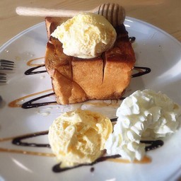 Honey Toast