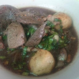 ก๋วยเตี๋ยวเรือกะทิสด