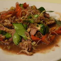 หมูผัดกะปิ