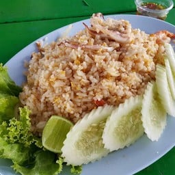 เจ๊ต้อย ชะอำใต้