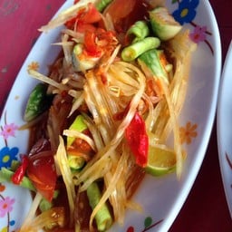 พลอย & มุก ซีฟู้ด