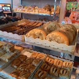 ผึ้งน้อยเบเกอรี่ โรงอาหาร D1 มหาวิทยาลัยแม่ฟ้าหลวง