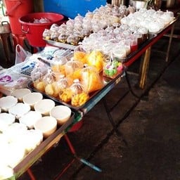 ขนมหวานตลาดดวงพลอย