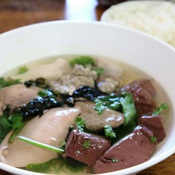 ต้มเลือดหมูนายเส่ย