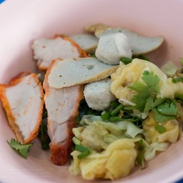 ก๋วยเตี๋ยวเฮียปี