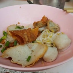 เส้นเล็กแห้ง