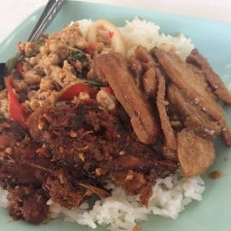 ข้าวแกงคุณหล่วน