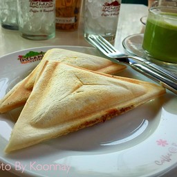 แซนวิชทูน่า @Inthanin Coffee มหิดล
