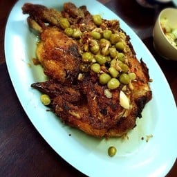 ไก่อบโกเฮง เค็มนิดๆกรอบหน่อยๆ