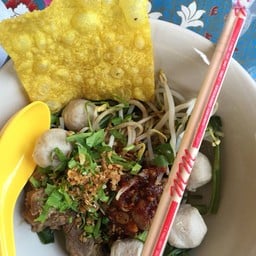 Padthai manathai